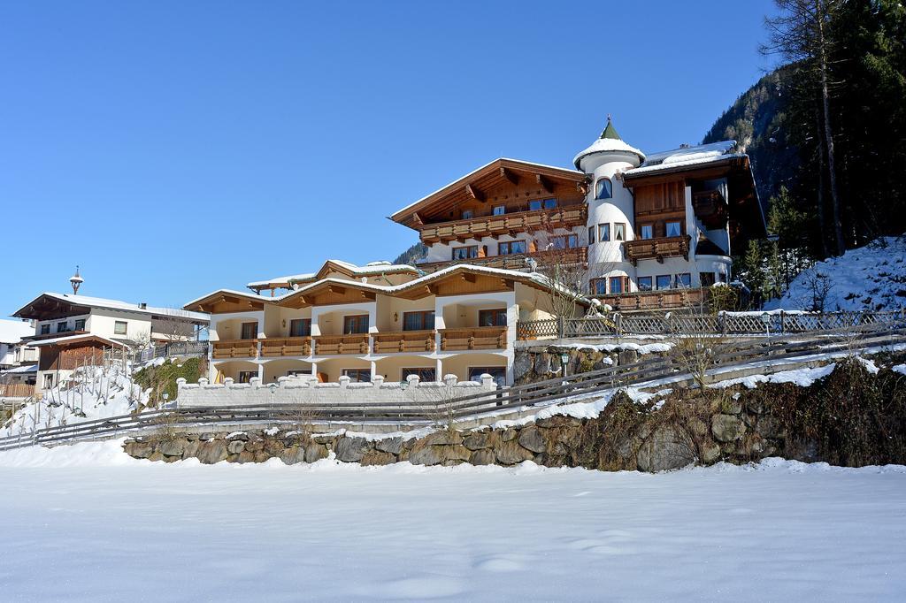 Hotel Landenhof Superior Mayrhofen Exterior foto